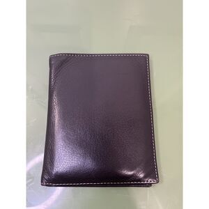 Levenger Men's Large Bifold Leather Wallet